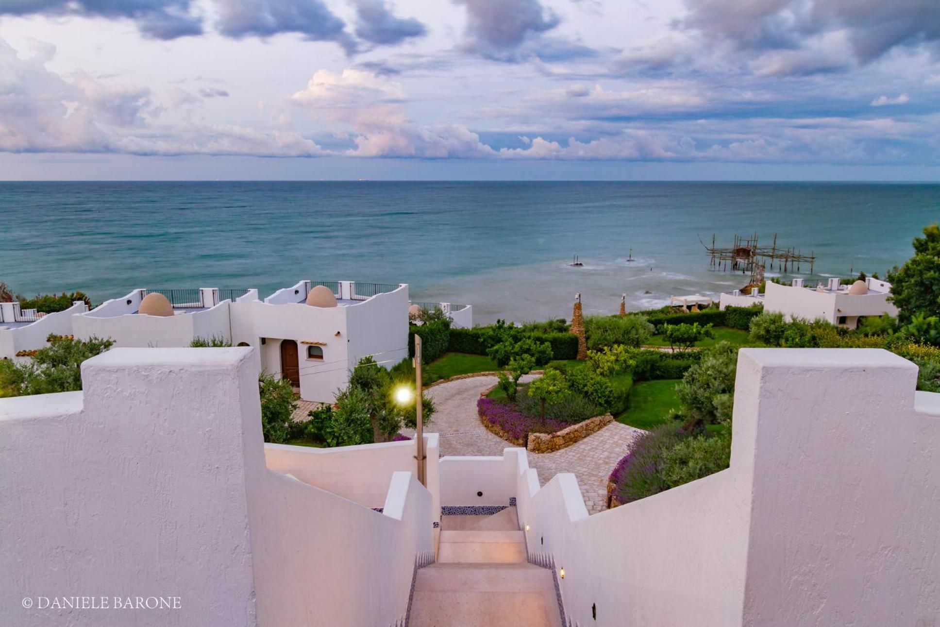 Baia Delphis Resort Vasto Exterior foto