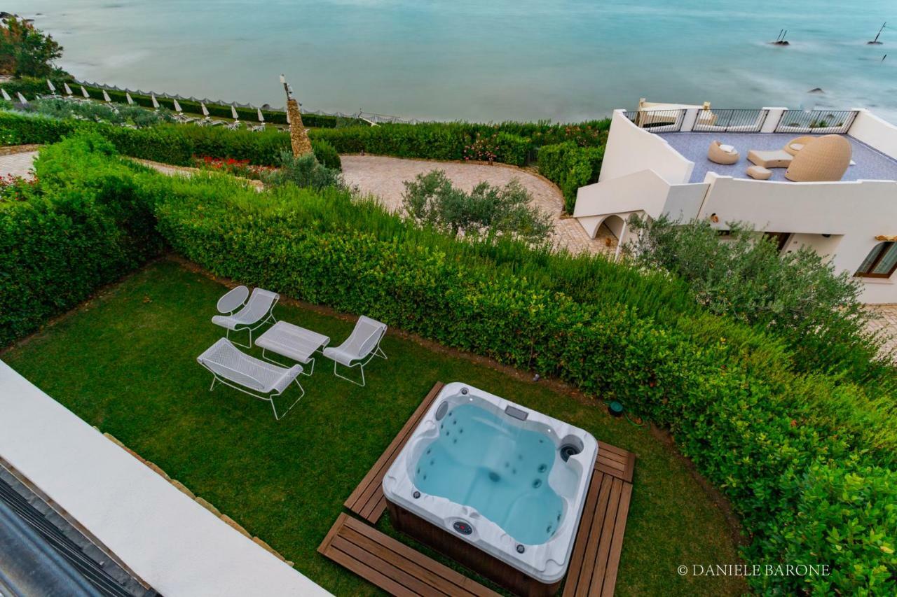 Baia Delphis Resort Vasto Exterior foto